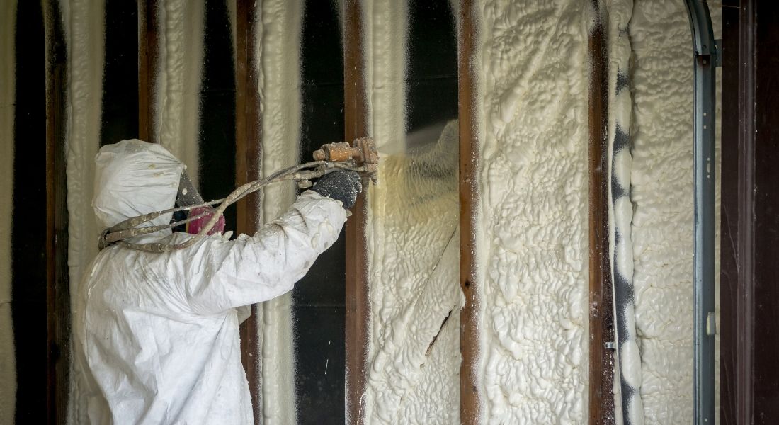 Spray Foam vs Fiberglass Insulation: Side-By-Side Comparison