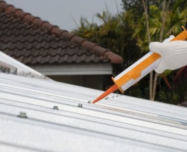 How To Maintain a Spray Foam Roof
