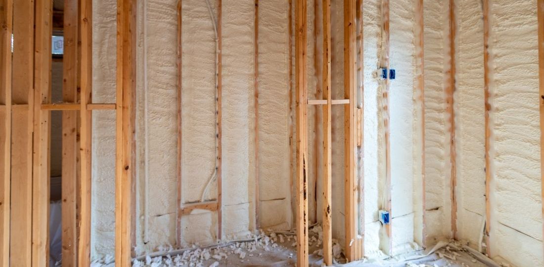 Can Spray Foam Insulation Be Applied in Cold Weather?