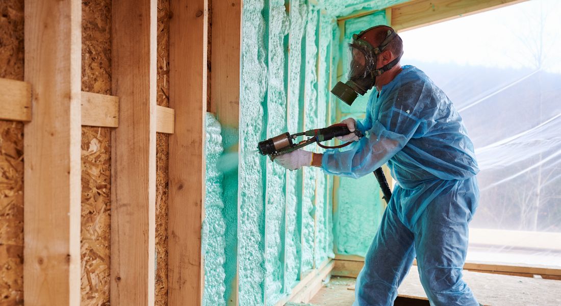 How Much Does Spray Foam Insulation Cost? - 2023