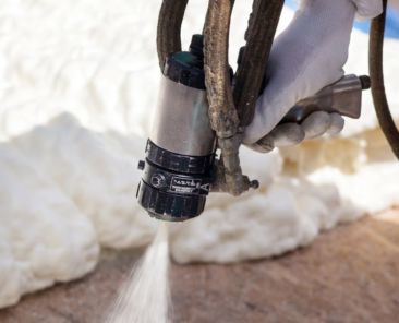 8 Reasons To Go With Spray Foam When Insulating